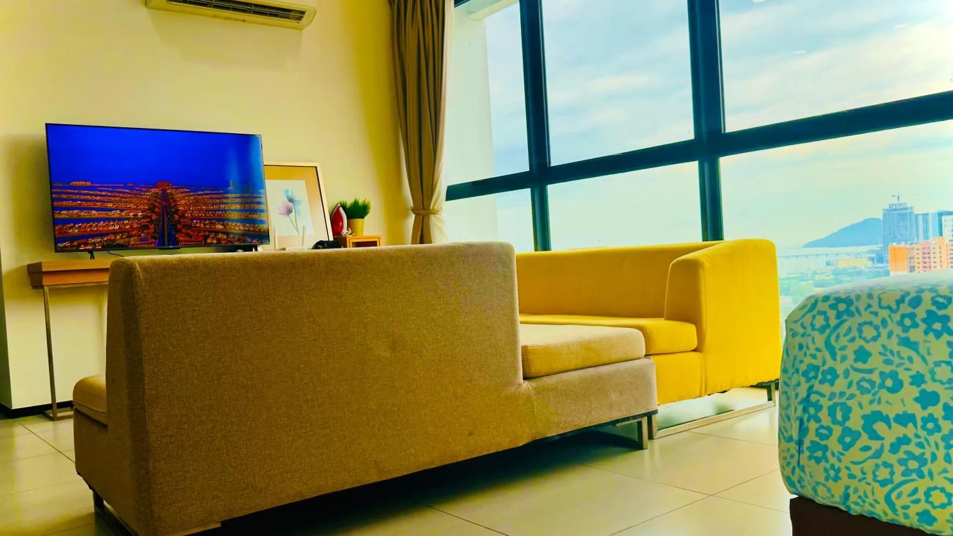 아파트 Perfect For Groups! 2Br With 5 Queen Beds & Wifi Jelutong